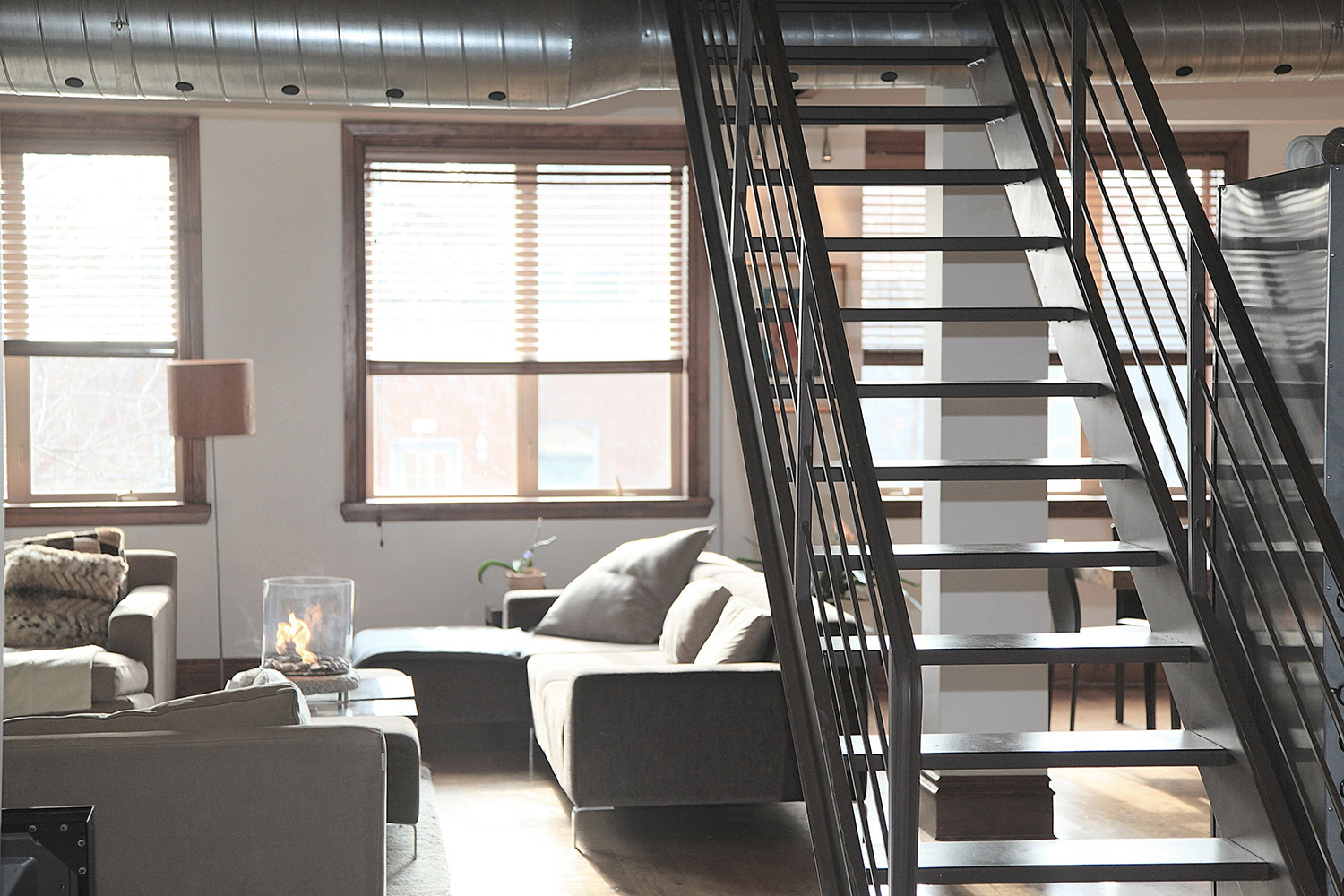 Luxurious 3 Bedroom 2 Storey Apartment 
